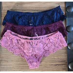 Victoria's Secret Lace Wide Side Thong Bundle Sz XS New 3 pieces